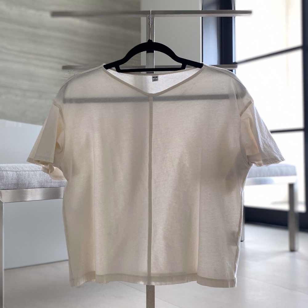 Box-fitting White T-shirt